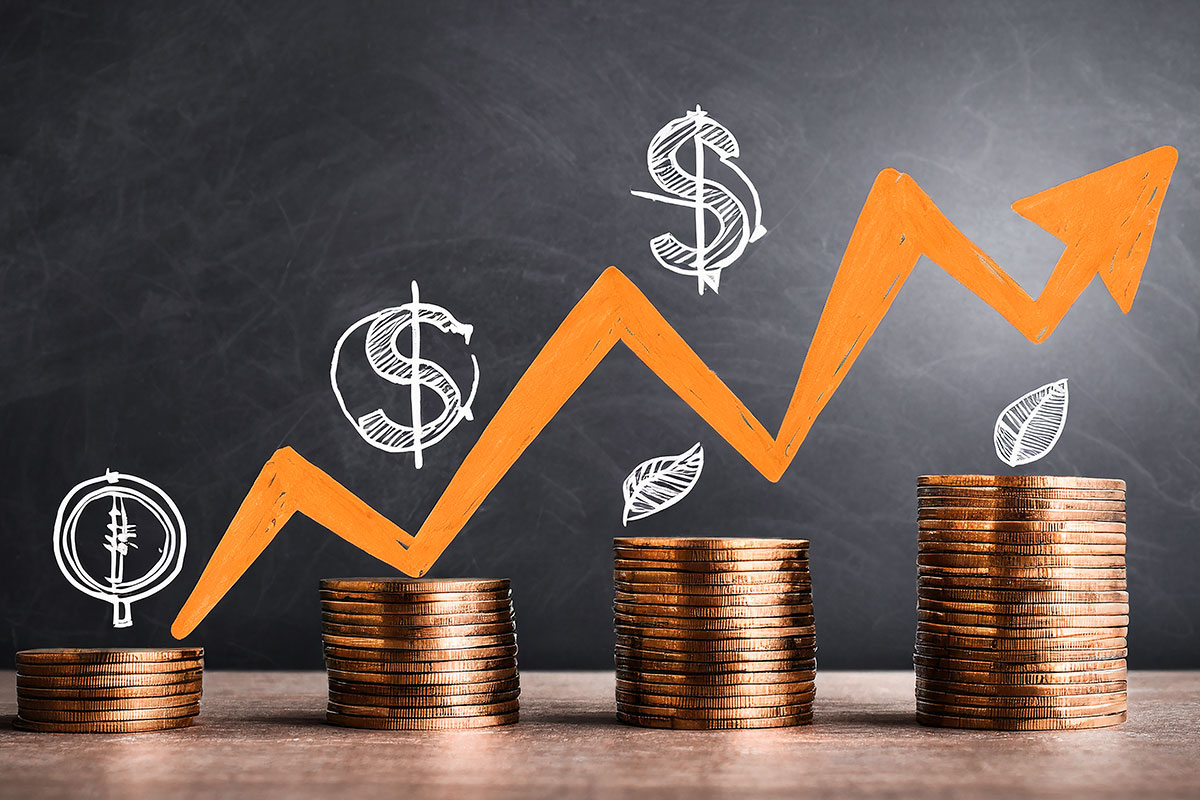 How to Start a Clothing Boutique (and Make $102K/Month) 3 Stacks of coins increasing in size from left to right with an illustrated arrow tracking growth overhead.